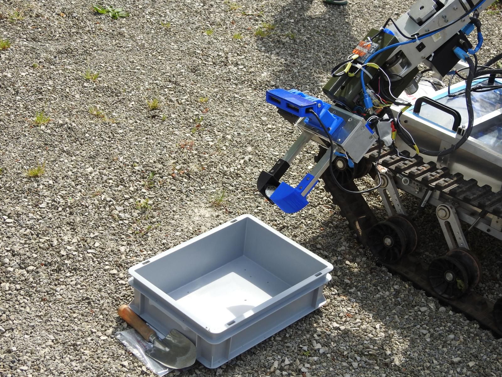 Treasure task close-up